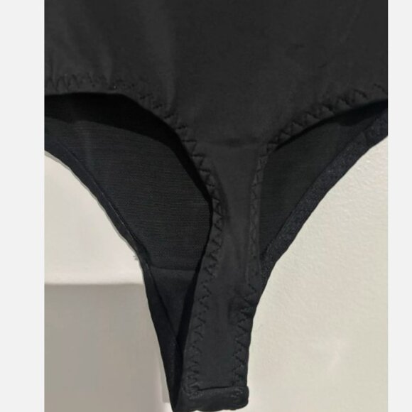 🆕F.I.T. High-Waisted Thong Shapewear Medium Control Black Panties Womens SMALL - Picture 2 of 2